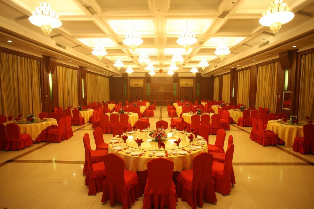 Milky Way Hotel Harbin Exterior foto