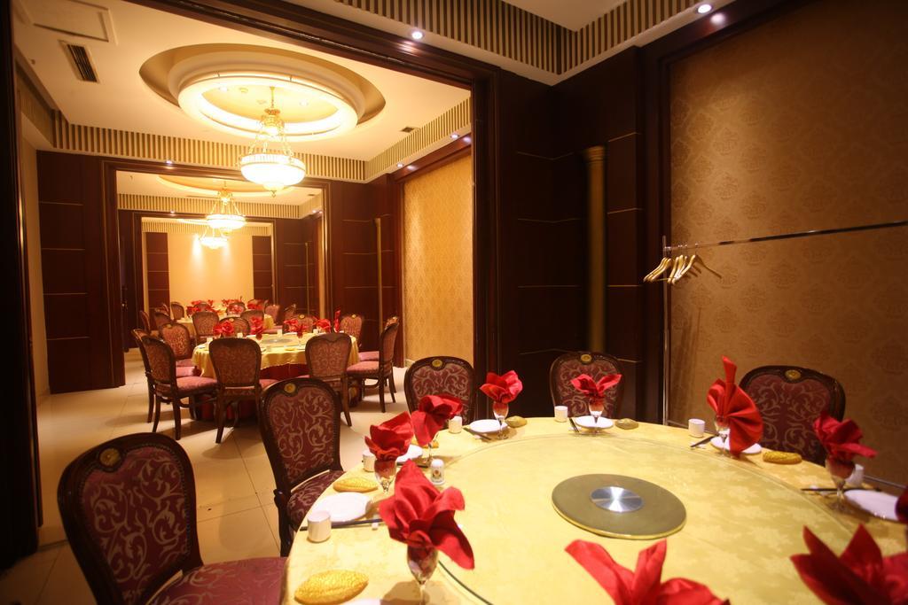 Milky Way Hotel Harbin Exterior foto